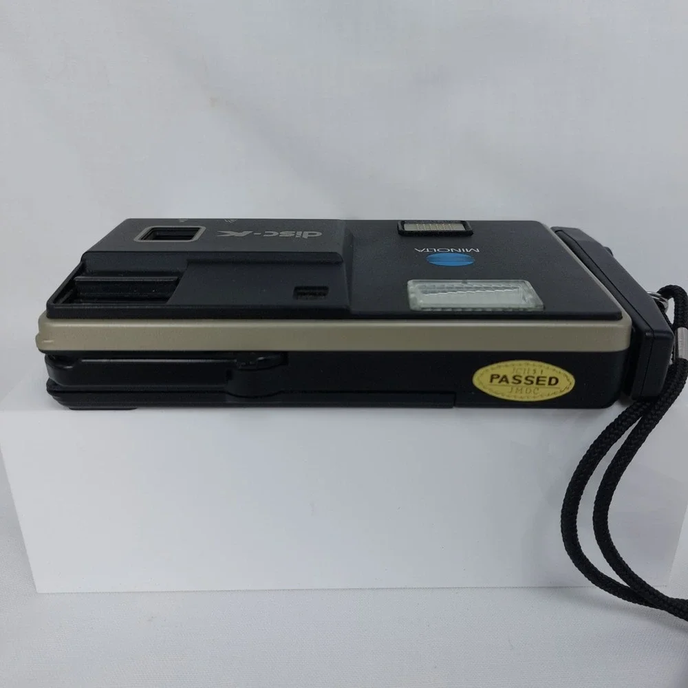 Minolta Disc-K 2509879 Camera With‎ Flash Rope Lanyard